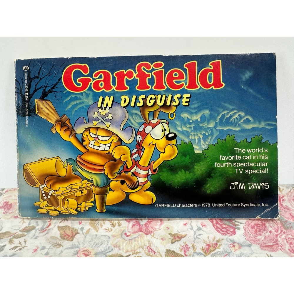 Vintage Garfield in Disguise Jim Davis Ballantine Books 1985 Halloween Pirate